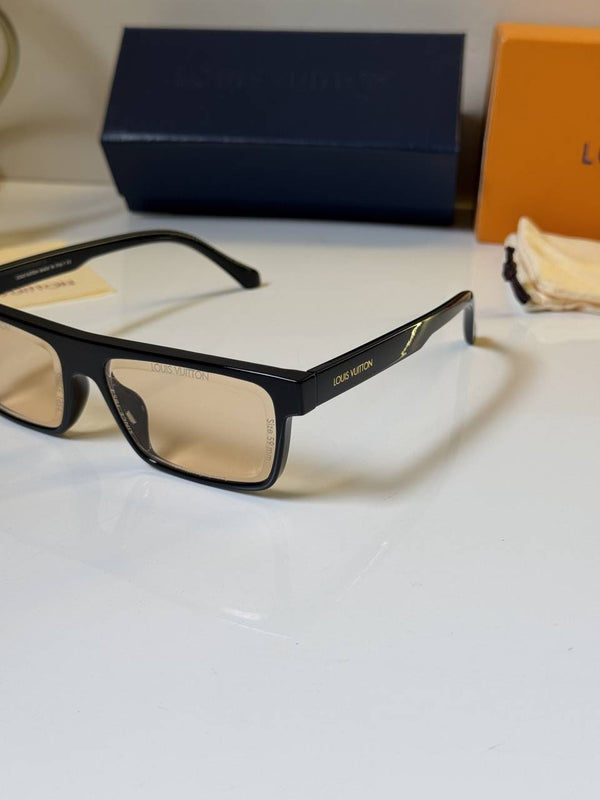 Louis_Vuitton_6002_Peach_Black
