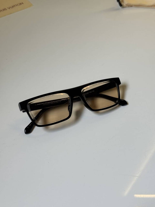 Louis_Vuitton_6002_Peach_Black