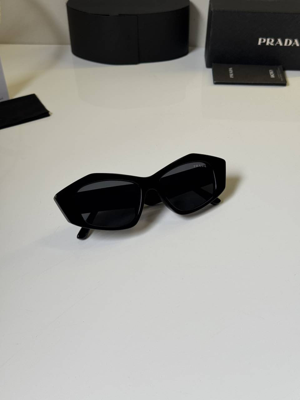 Prada_6964_Black