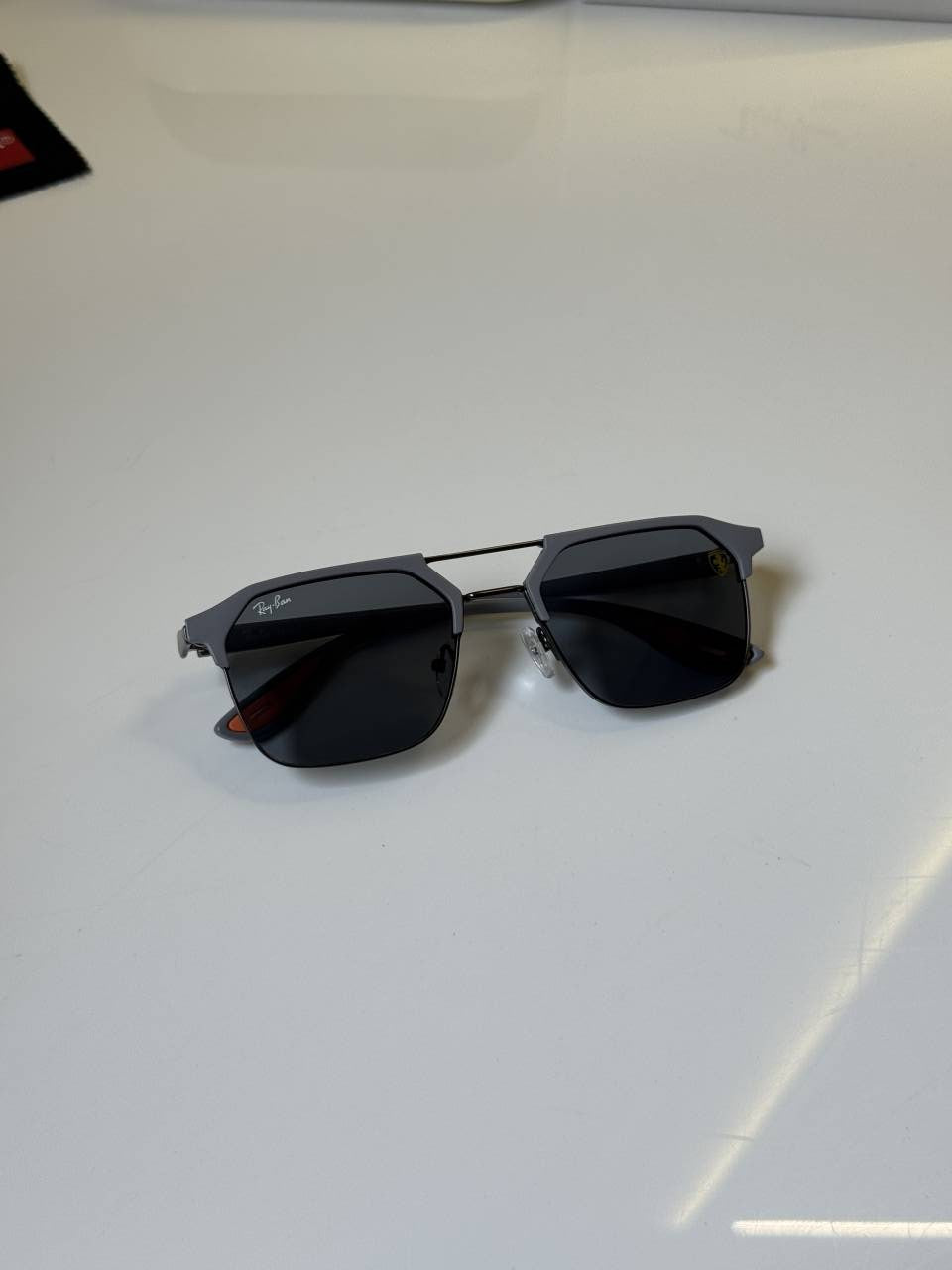 Rayban_04_Grey