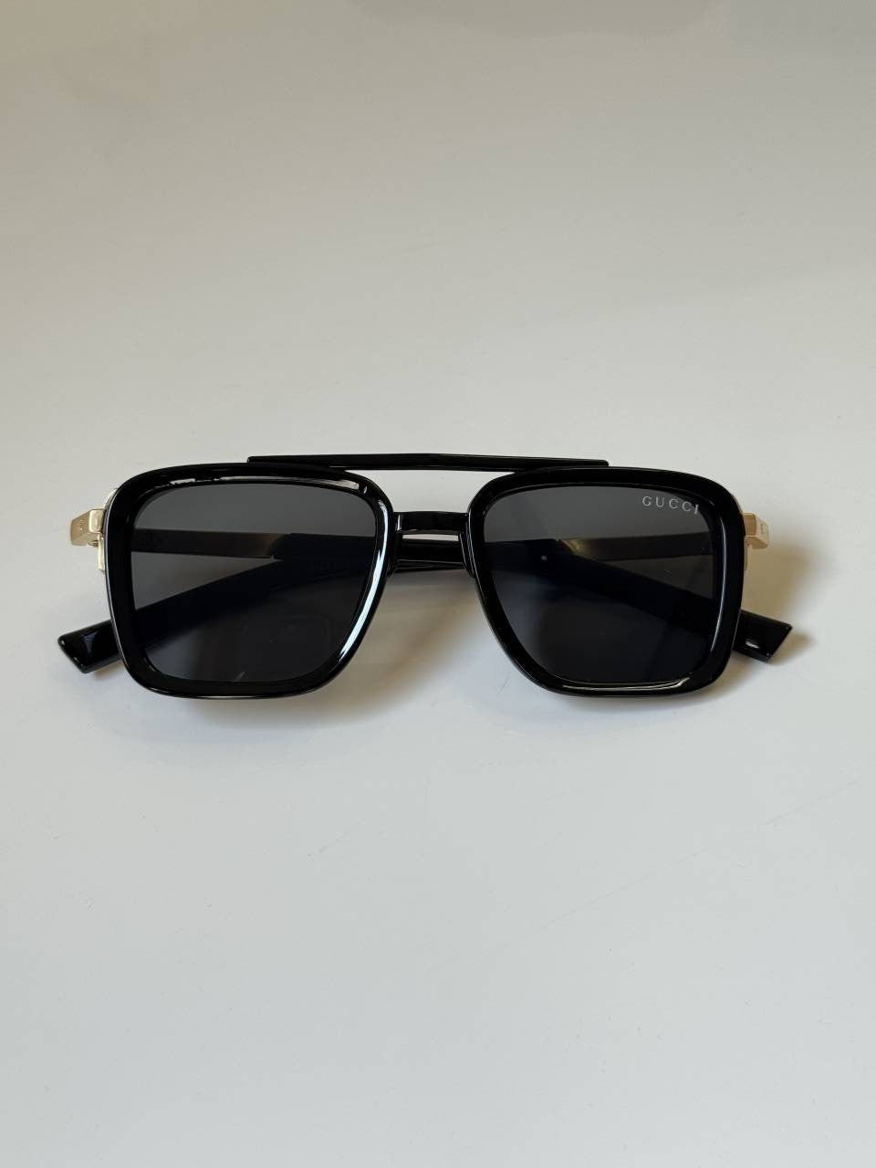 Gucci_62015_Gold_Black