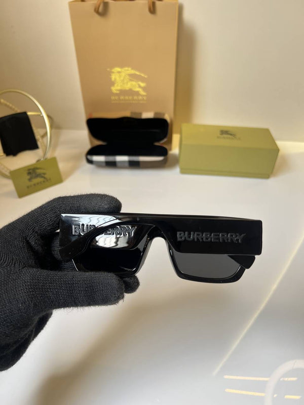 Burberrry_4397_black
