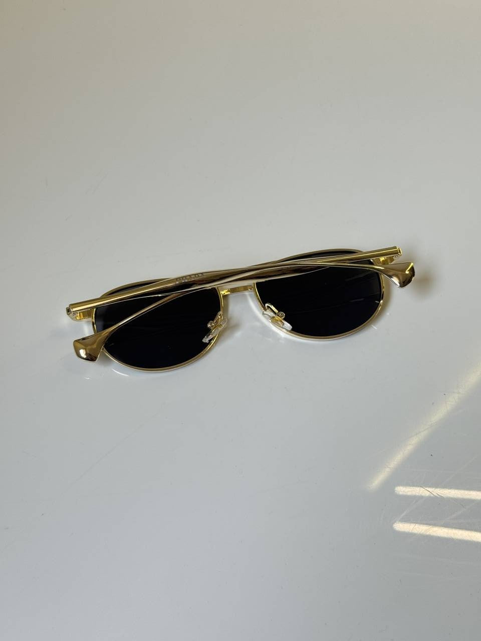 Prada_88925_Gold_Black