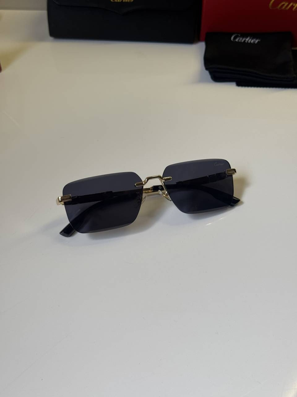 Cartier_017_Gold_Black