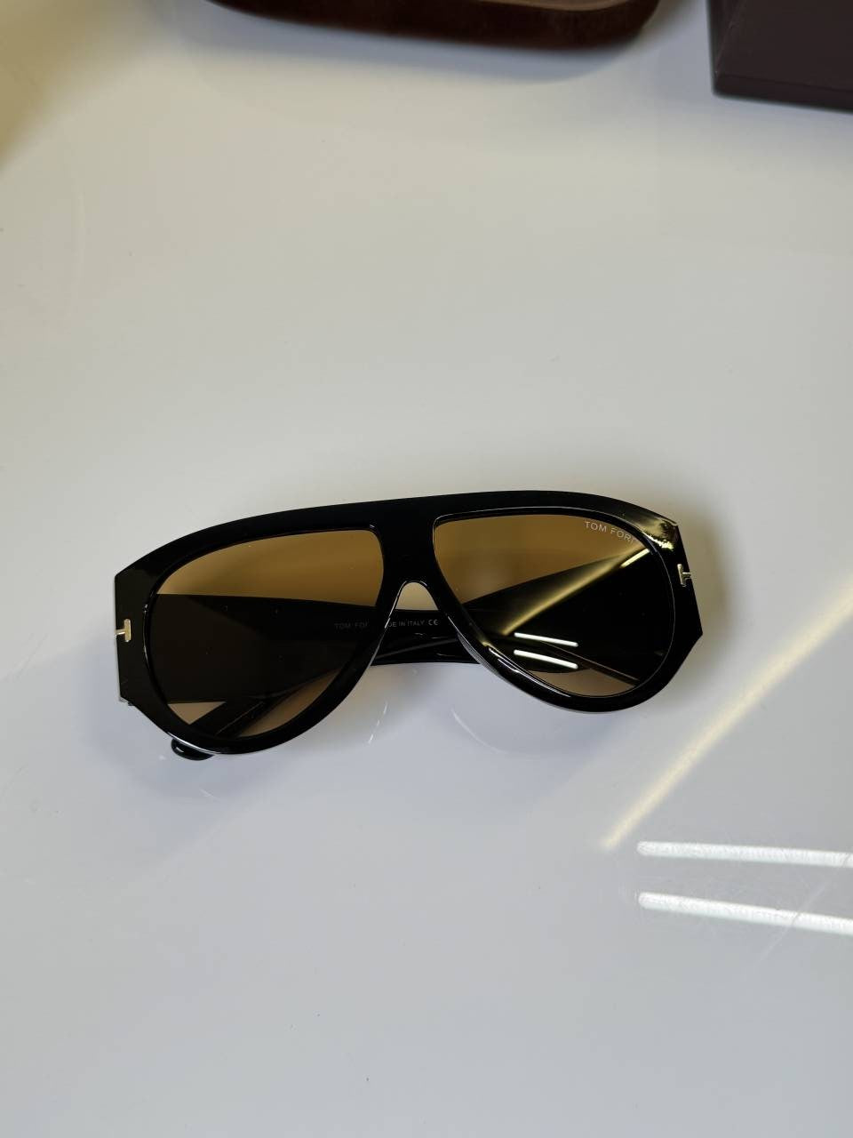 Tomford_6154_Black_Brown