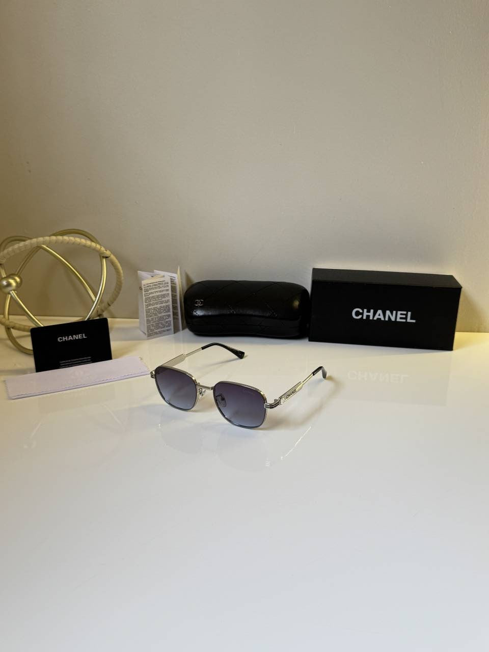 Chanel_8068_Silver_Blue_Shaded