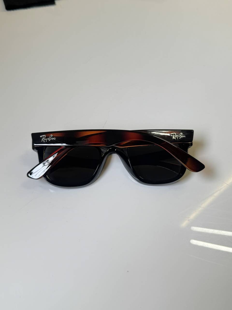 Rayban_502_Black_Tiger