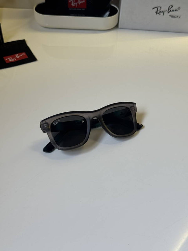 Rayban_502_Grey_Green_textured