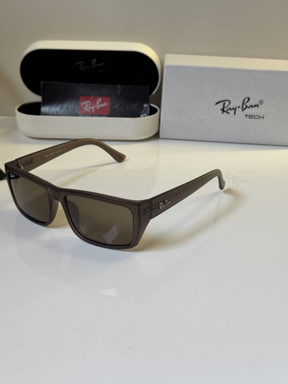 Rayban_1541_Matt_Brown