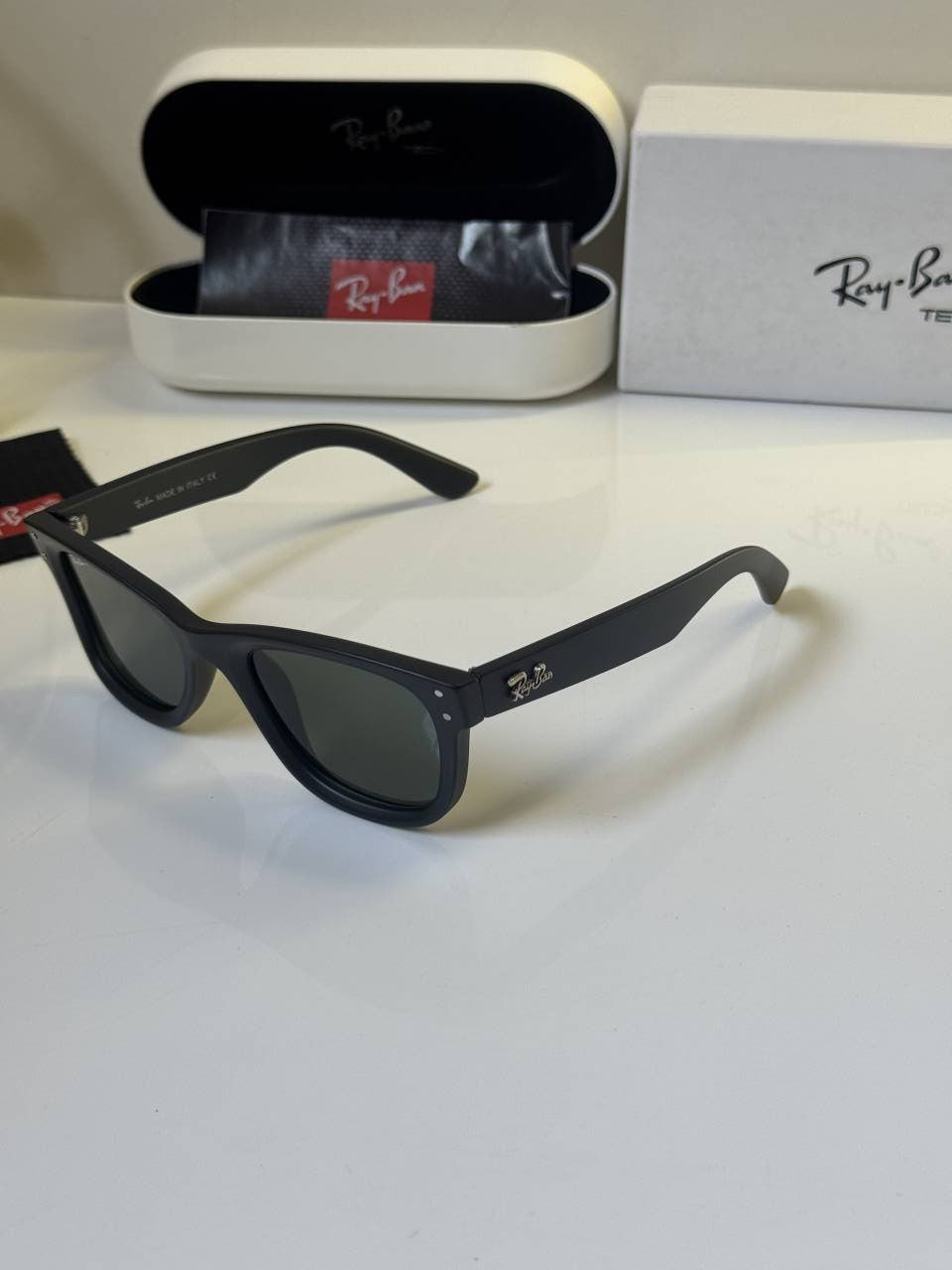 Rayban_502_Matt_Black_Green