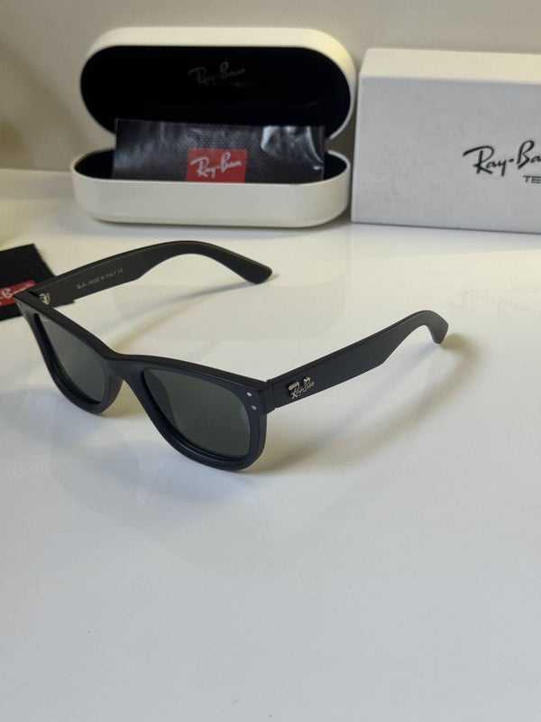 Rayban_502_Matt_Black_Green