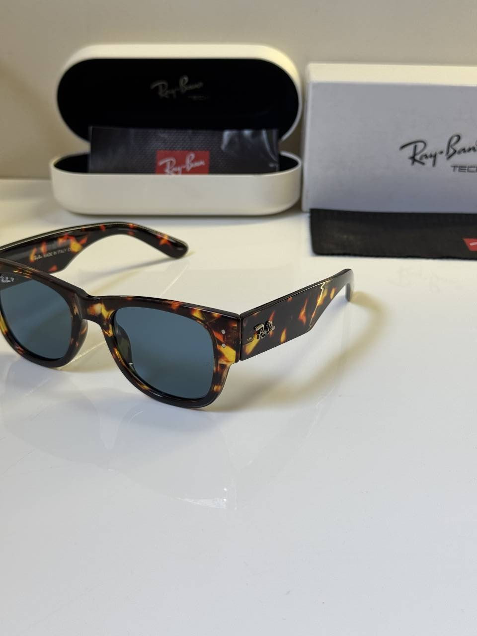 Rayban_840_Tiger_Blue_Mega_Wayferar