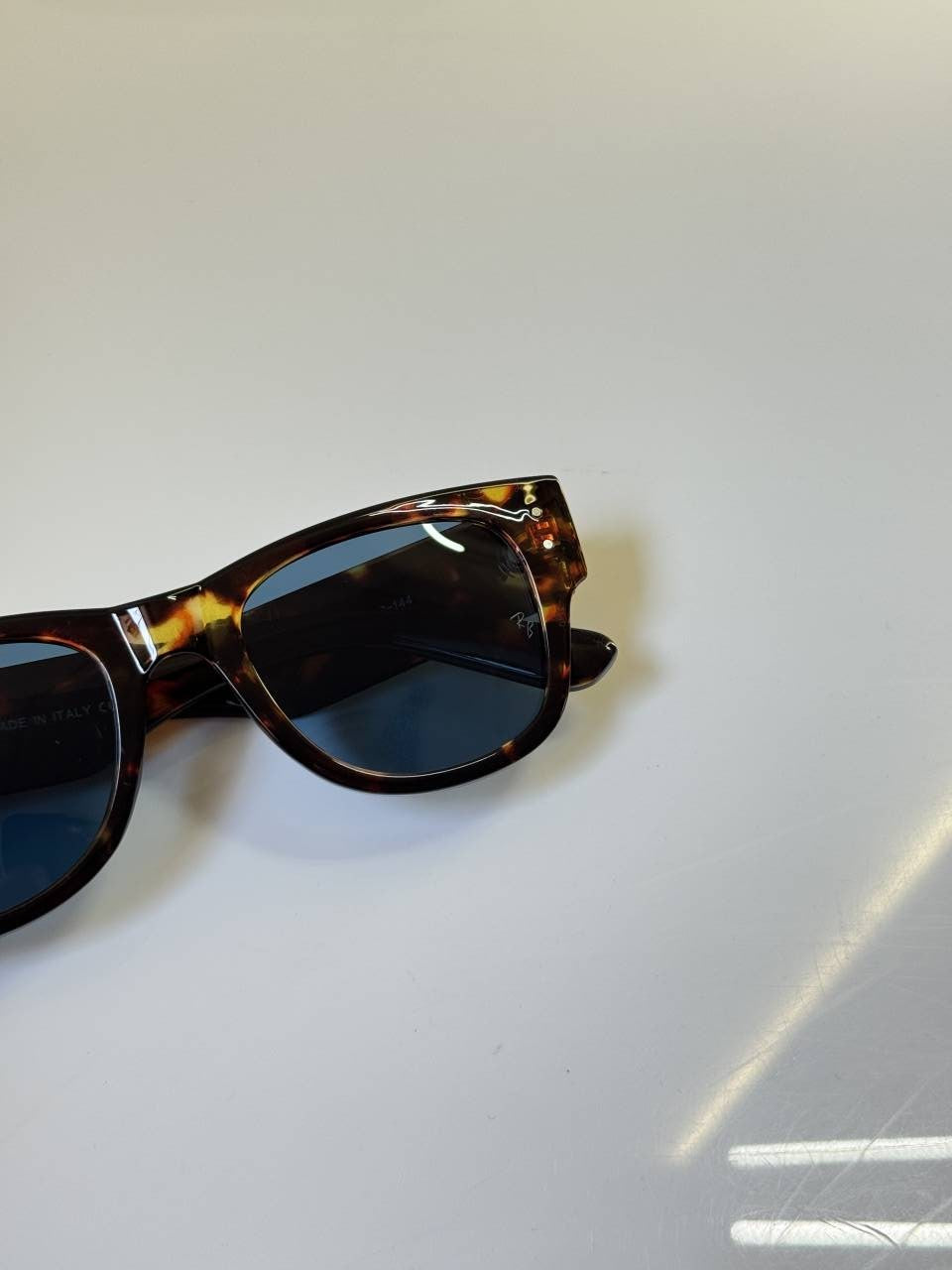 Rayban_840_Tiger_Blue_Mega_Wayferar