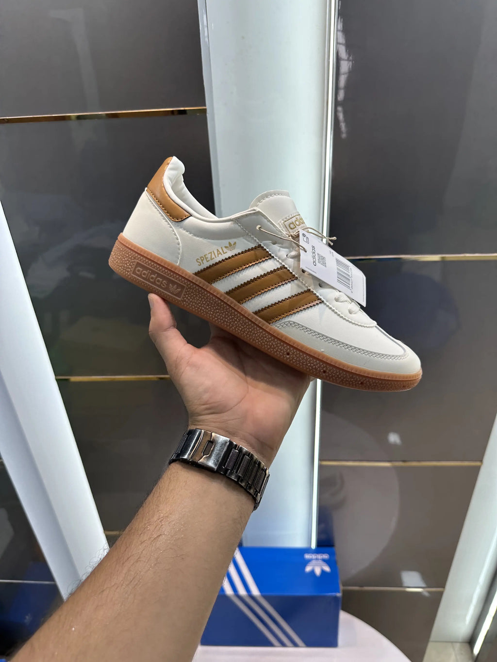 Adidas_Handball Spezial Off White Cardboard Gum Sneaker For Men