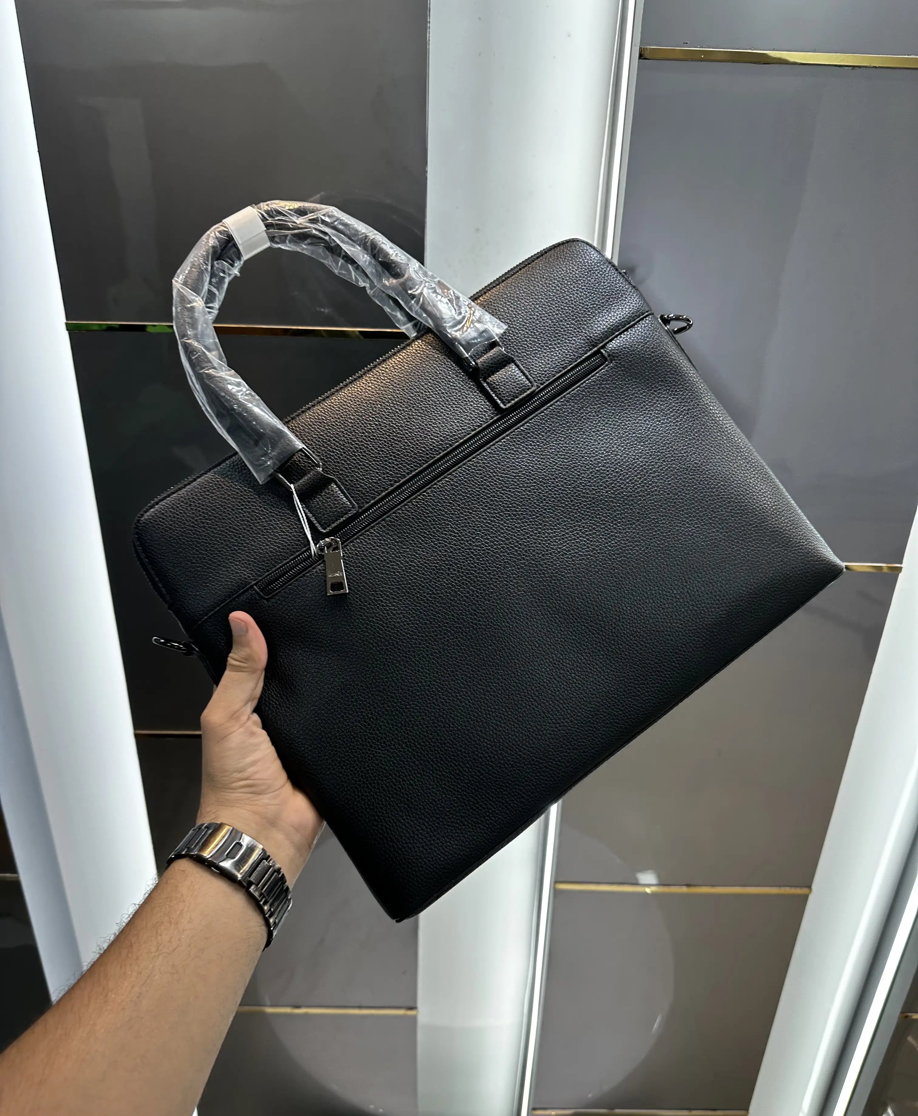 Herme s Black Luxury Premium Imported Laptop Bag