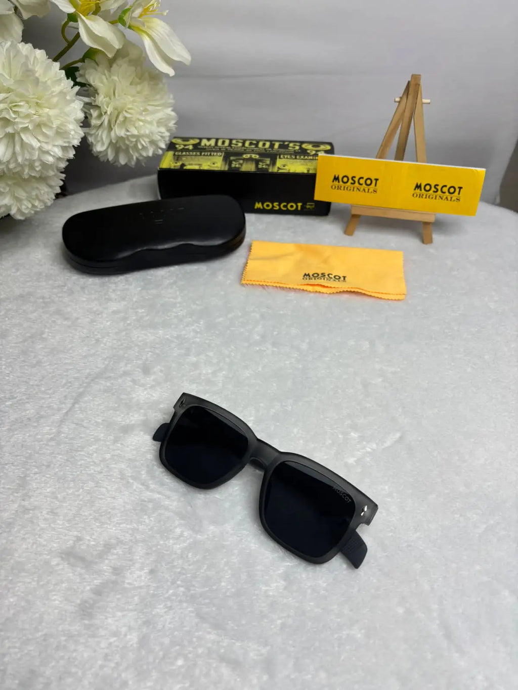 Moscot 130 crystal grey