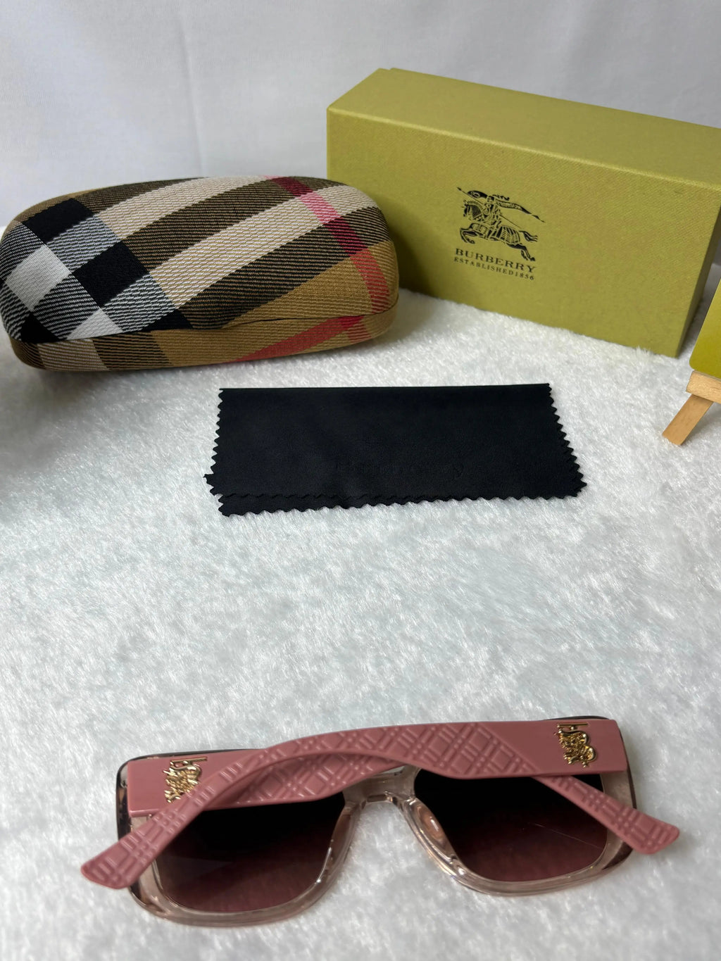 Burberry 5512 crystal pink brown