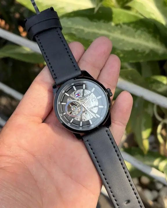 Tommy Hilfiger automatic Main image