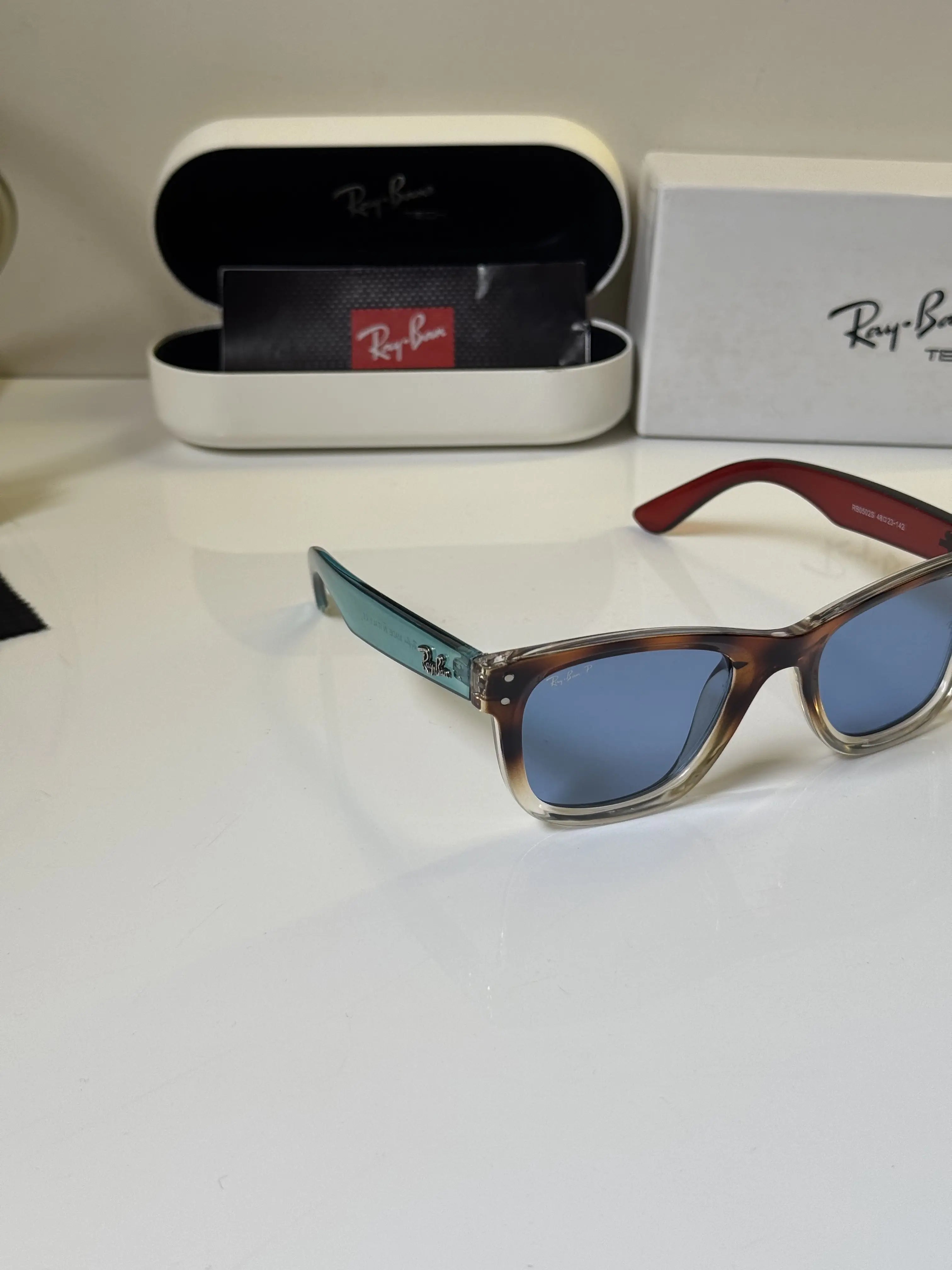 Rayban_502_Brown_Blue Secondary image