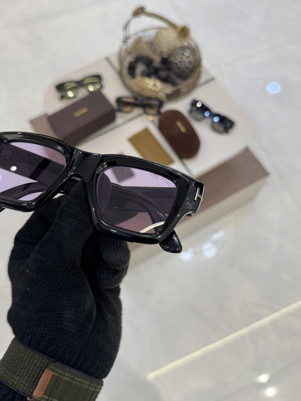 Tomford_184_Purple_Black