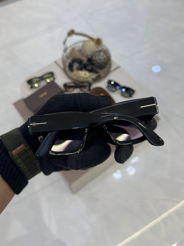 Tomford_184_Purple_Black