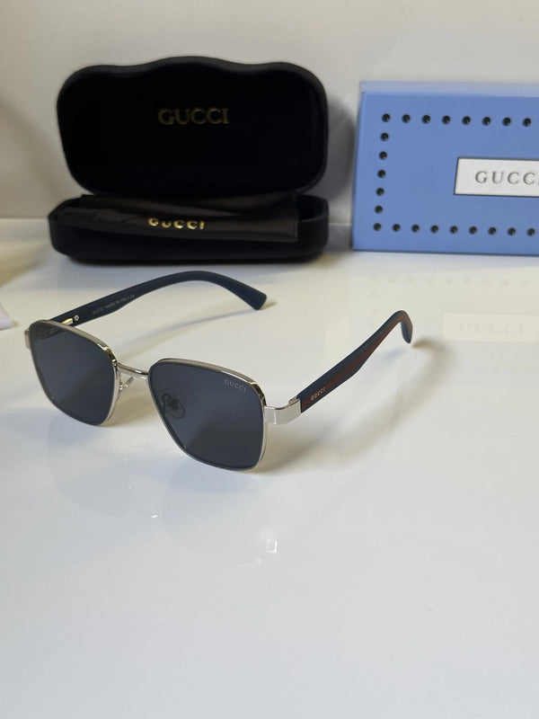 Gucci_983_Black_Blue