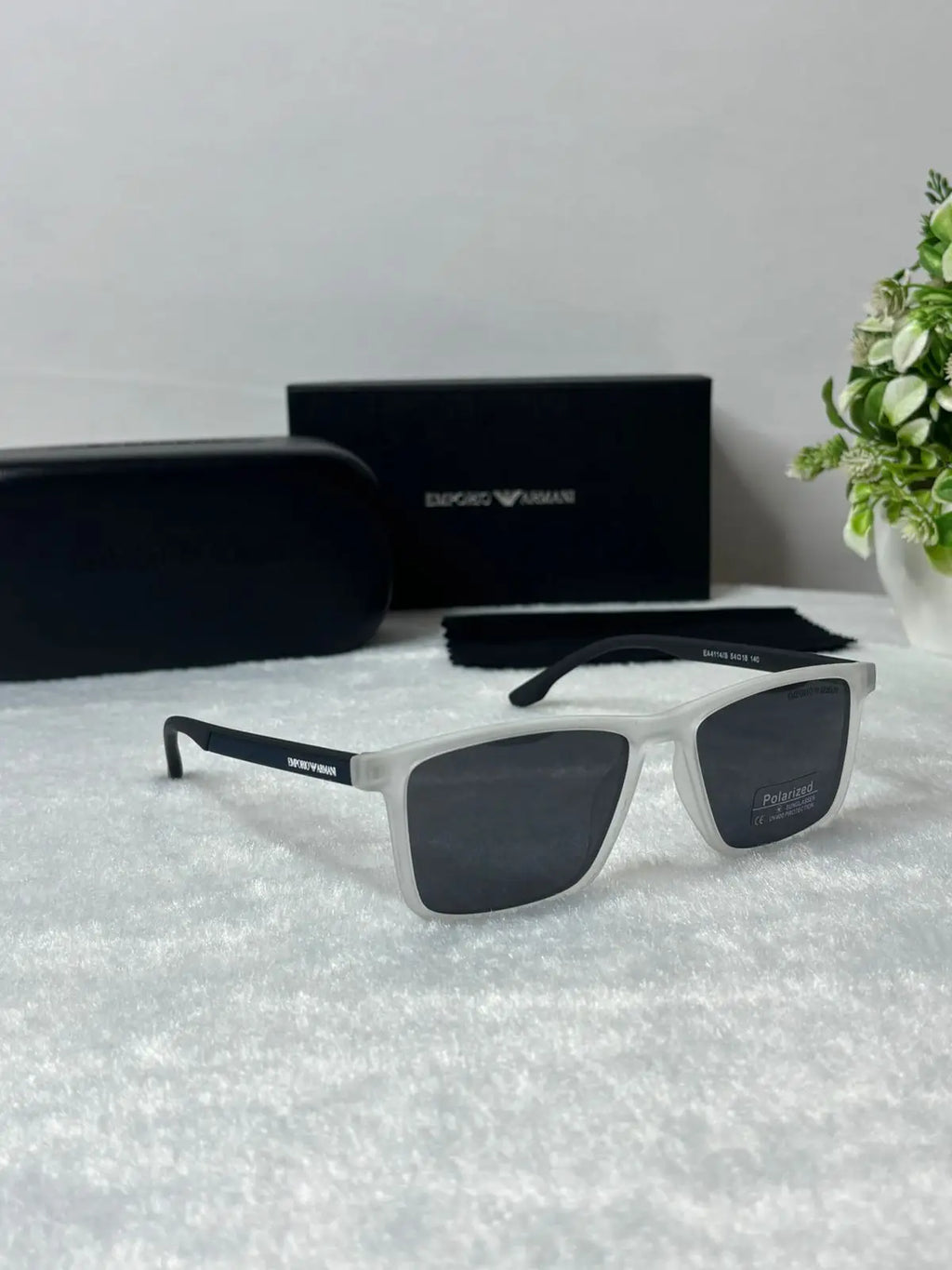 Emporio Armani 4114 white black