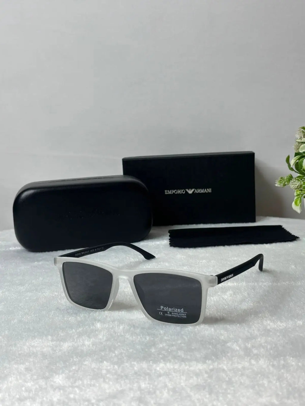 Emporio Armani 4114 white black