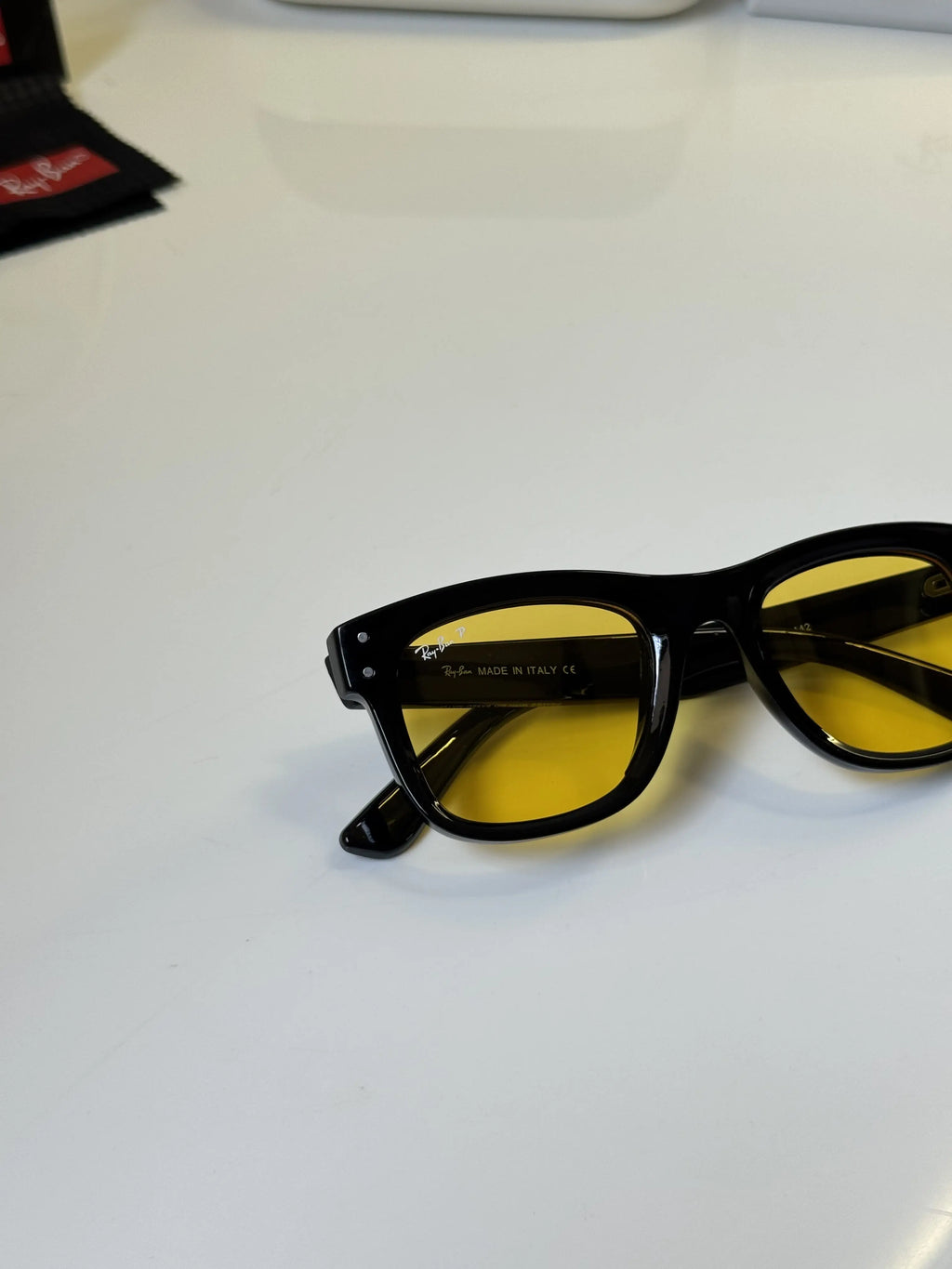 Rayban_502_Yellow_Black