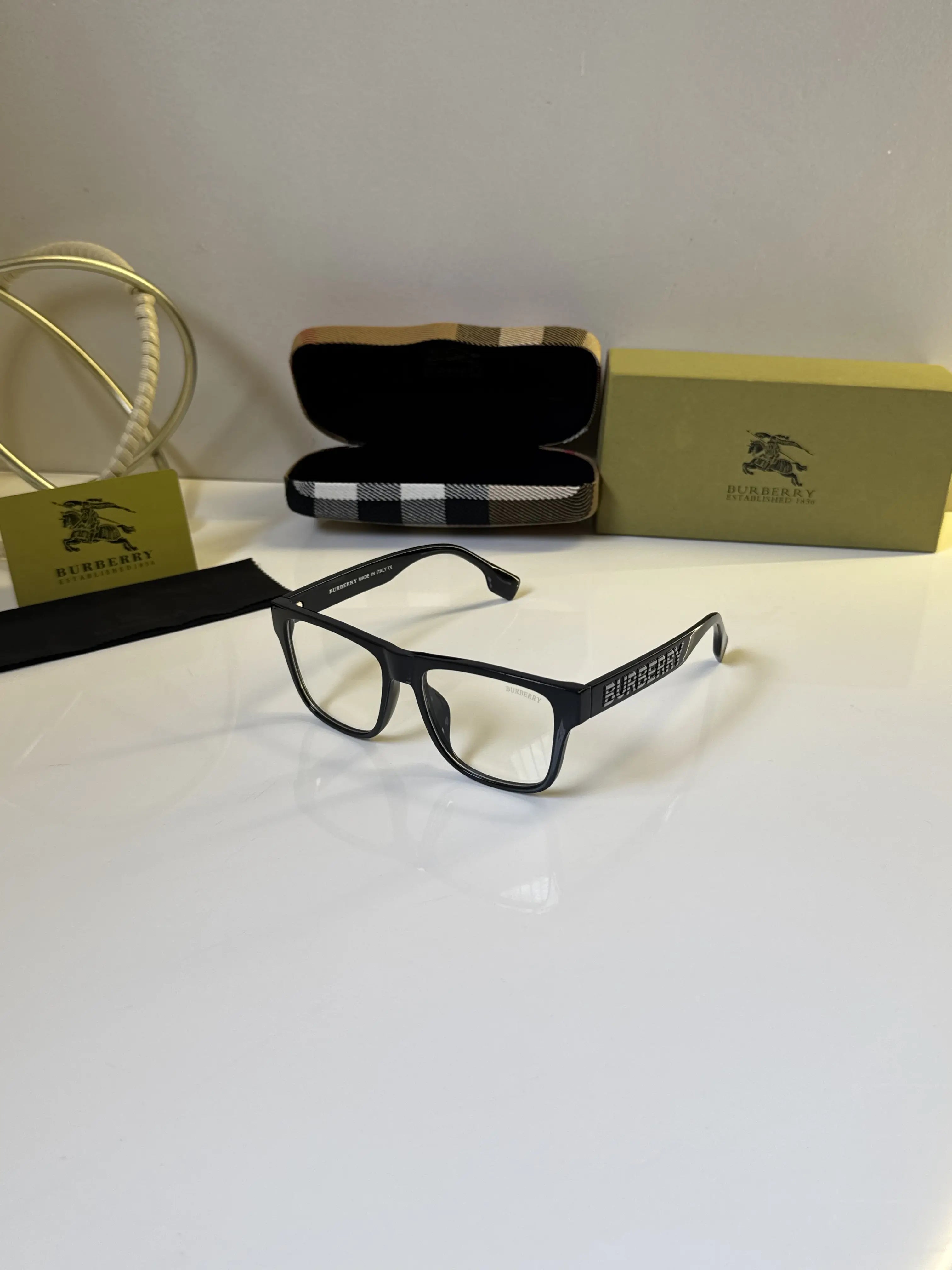Burberry_4358_Black_Frame