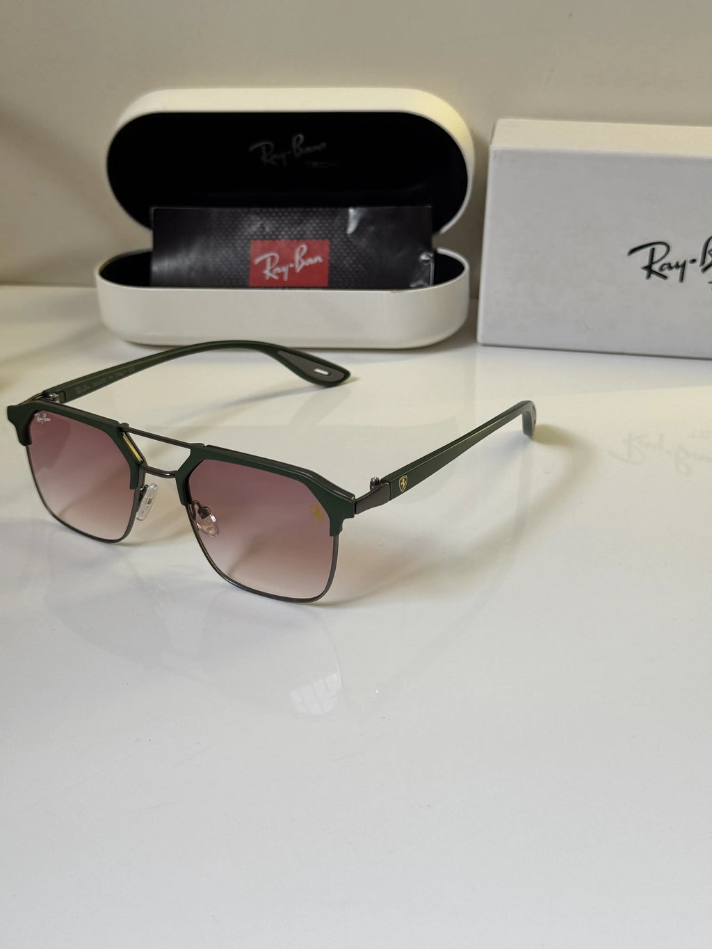 Rayban_04_Green_Pink