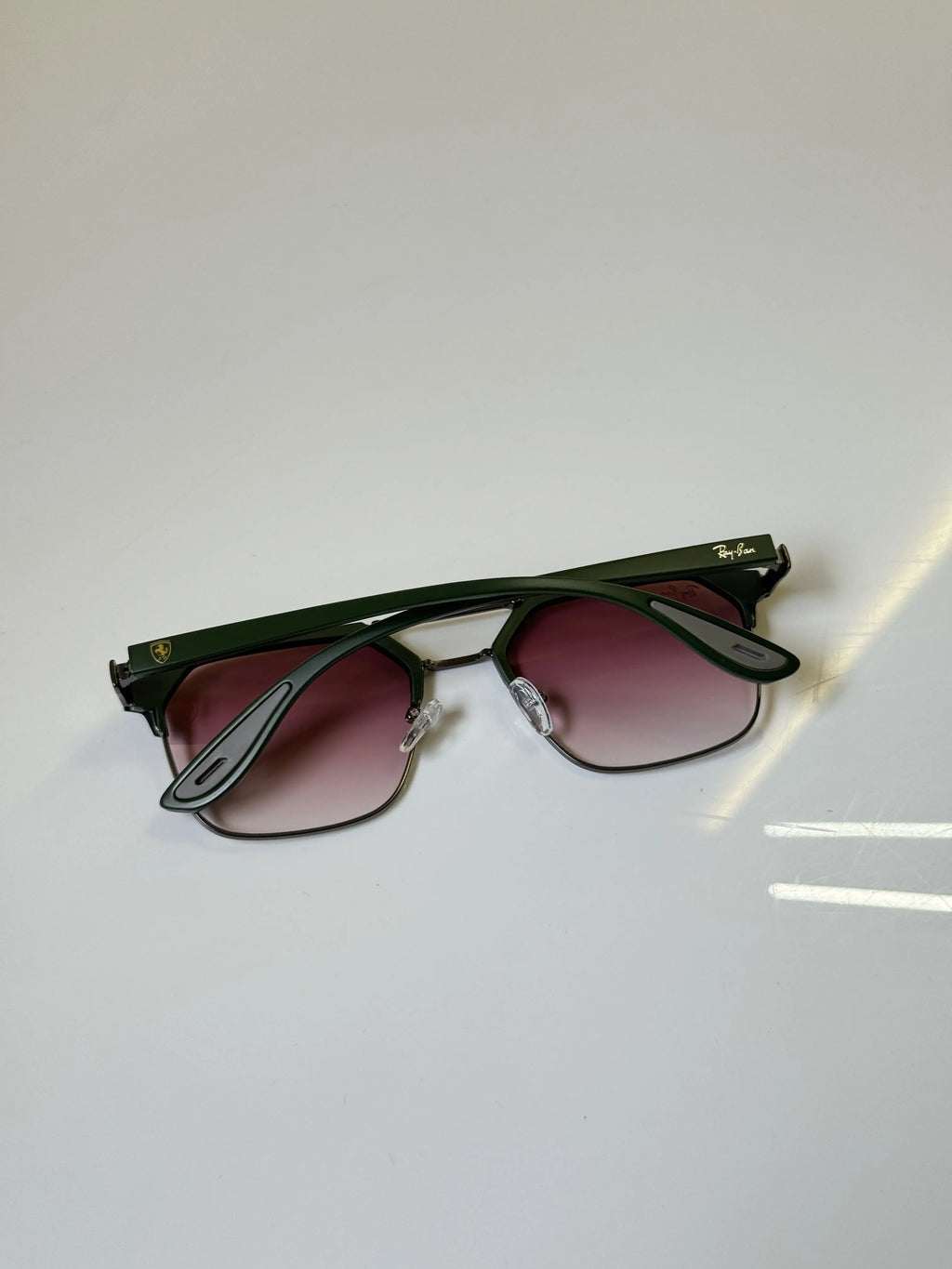 Rayban_04_Green_Pink