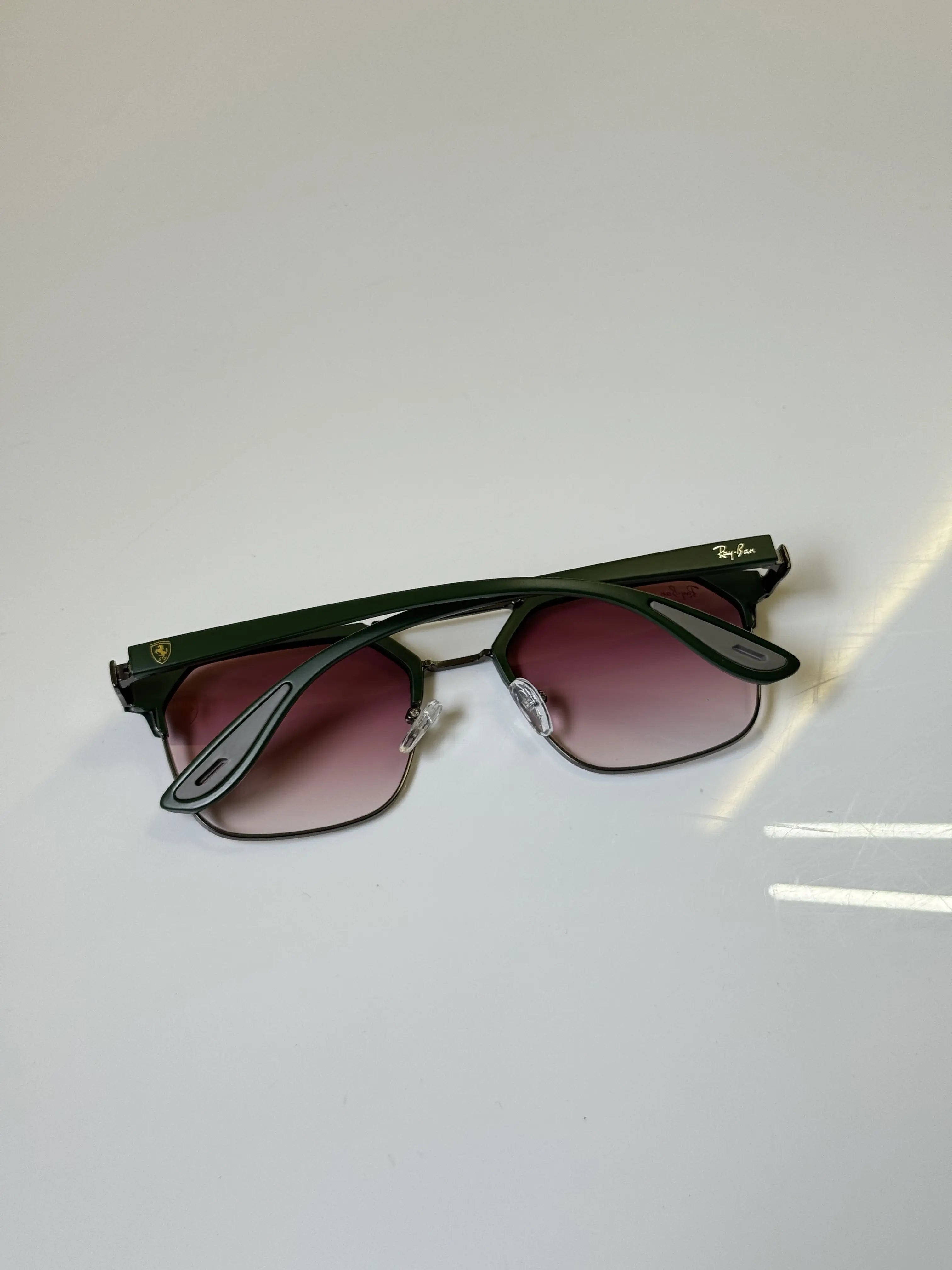Rayban_04_Green_Pink