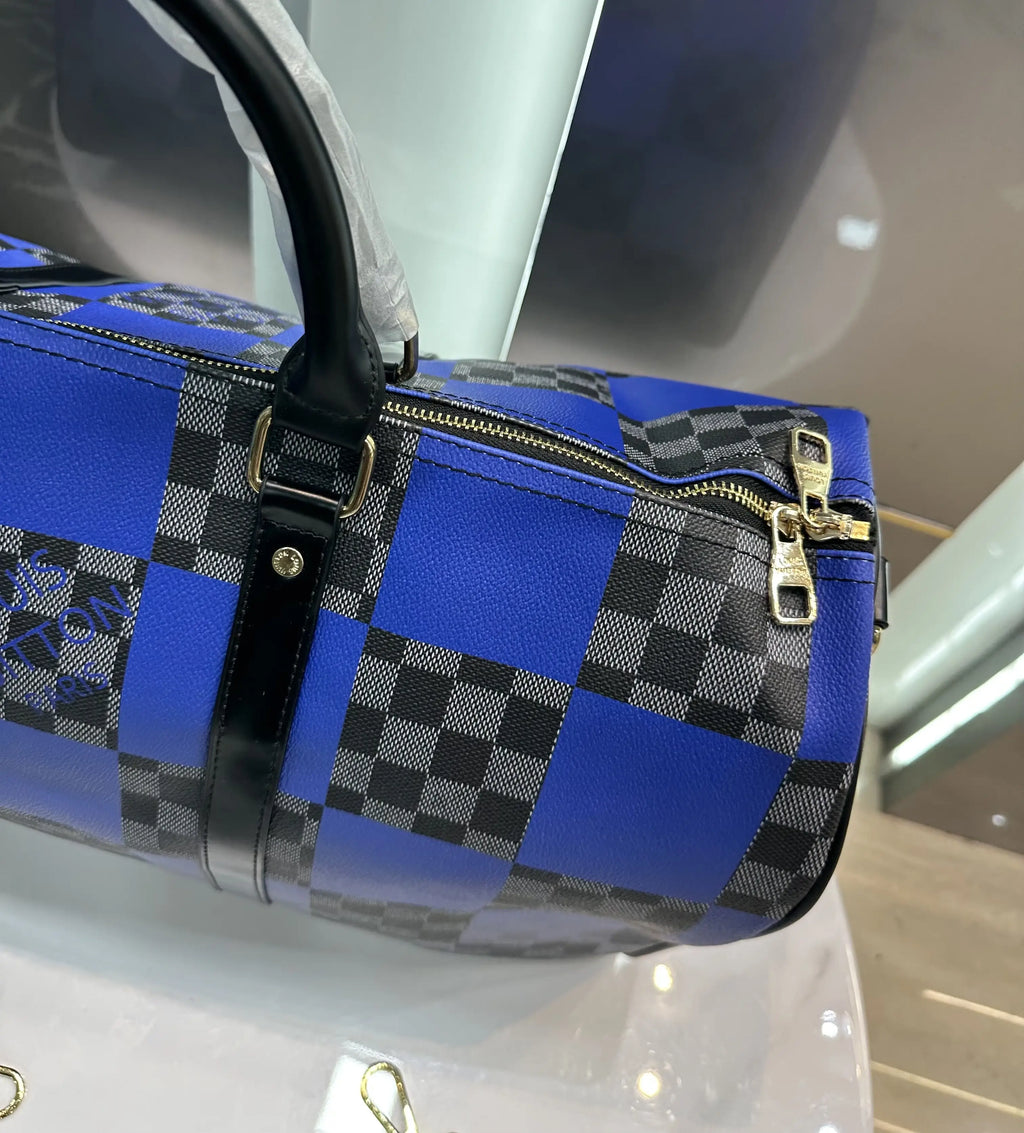 Louis Vuitto n Luxury Imported Duffel Bag 2558