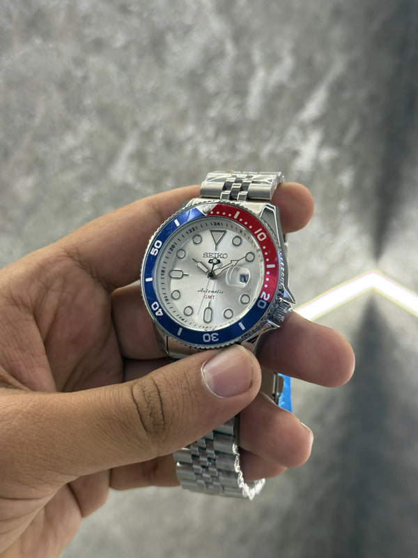 Seiko 5 sports Glow back open 039
