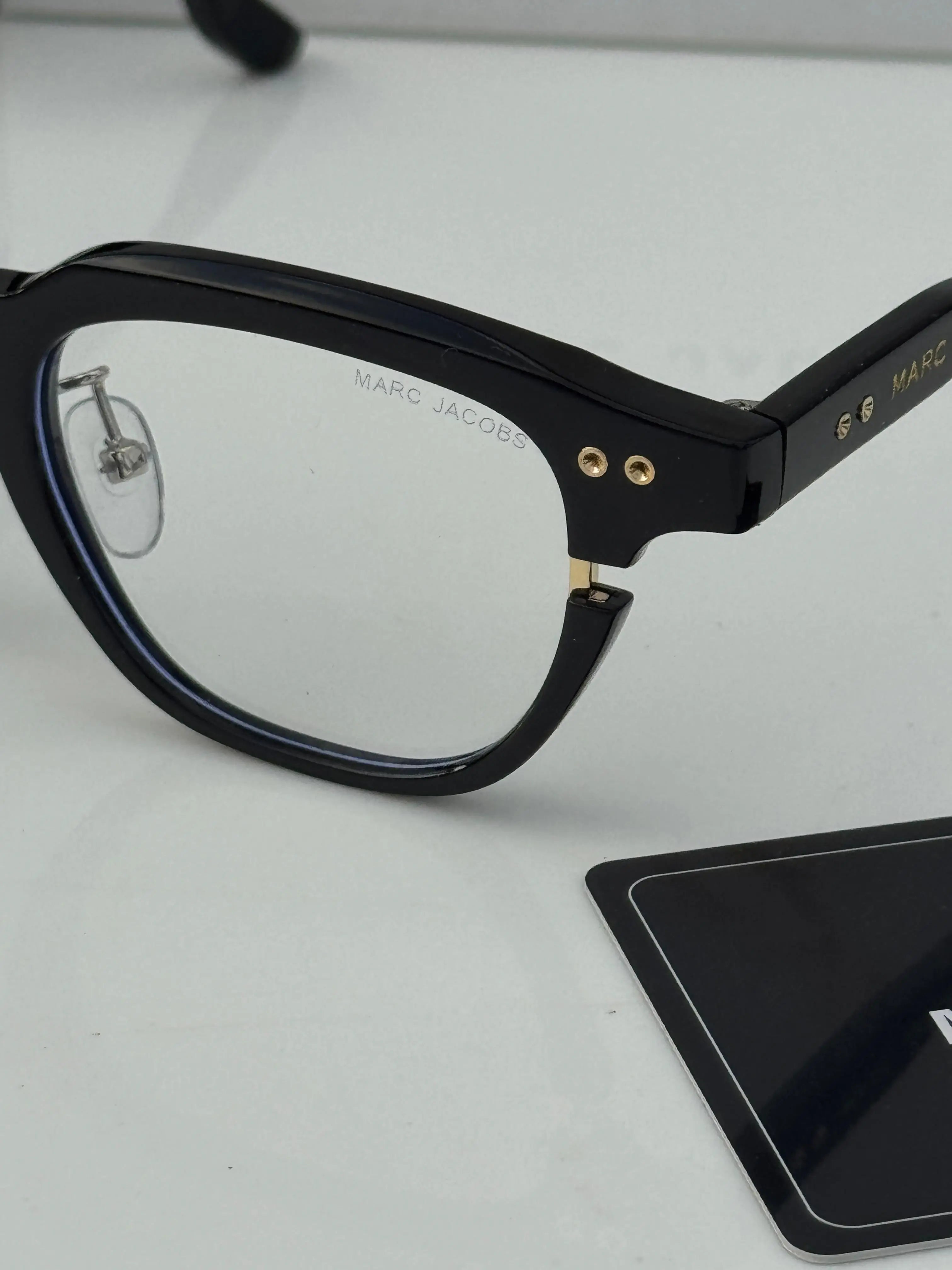 Marc_jacobs_1131_black_plano