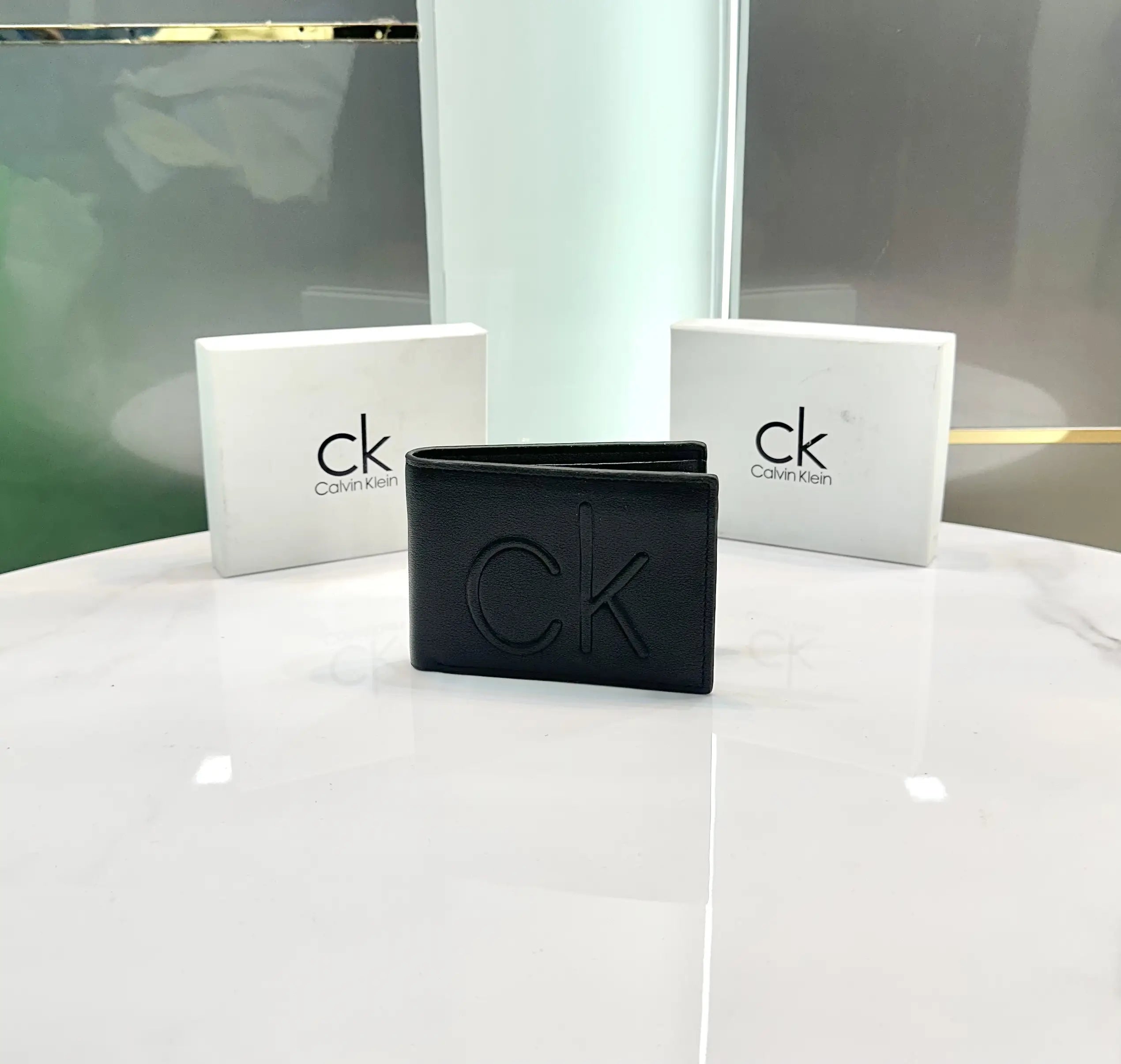 Calvin Klei n Embossed Premium Wallet ck162