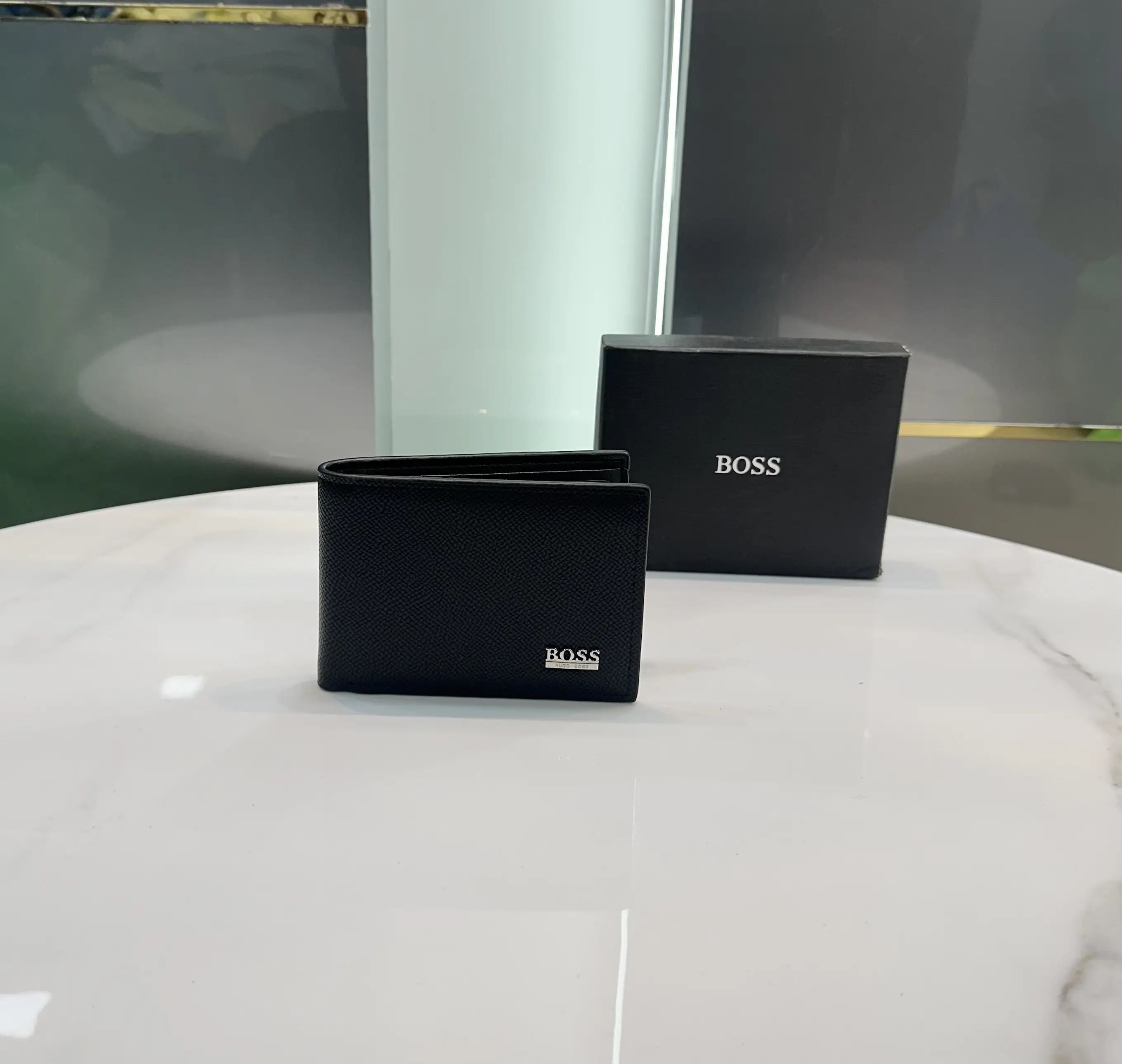 Hugo Bos s  Premium Leather Wallet Bs212
