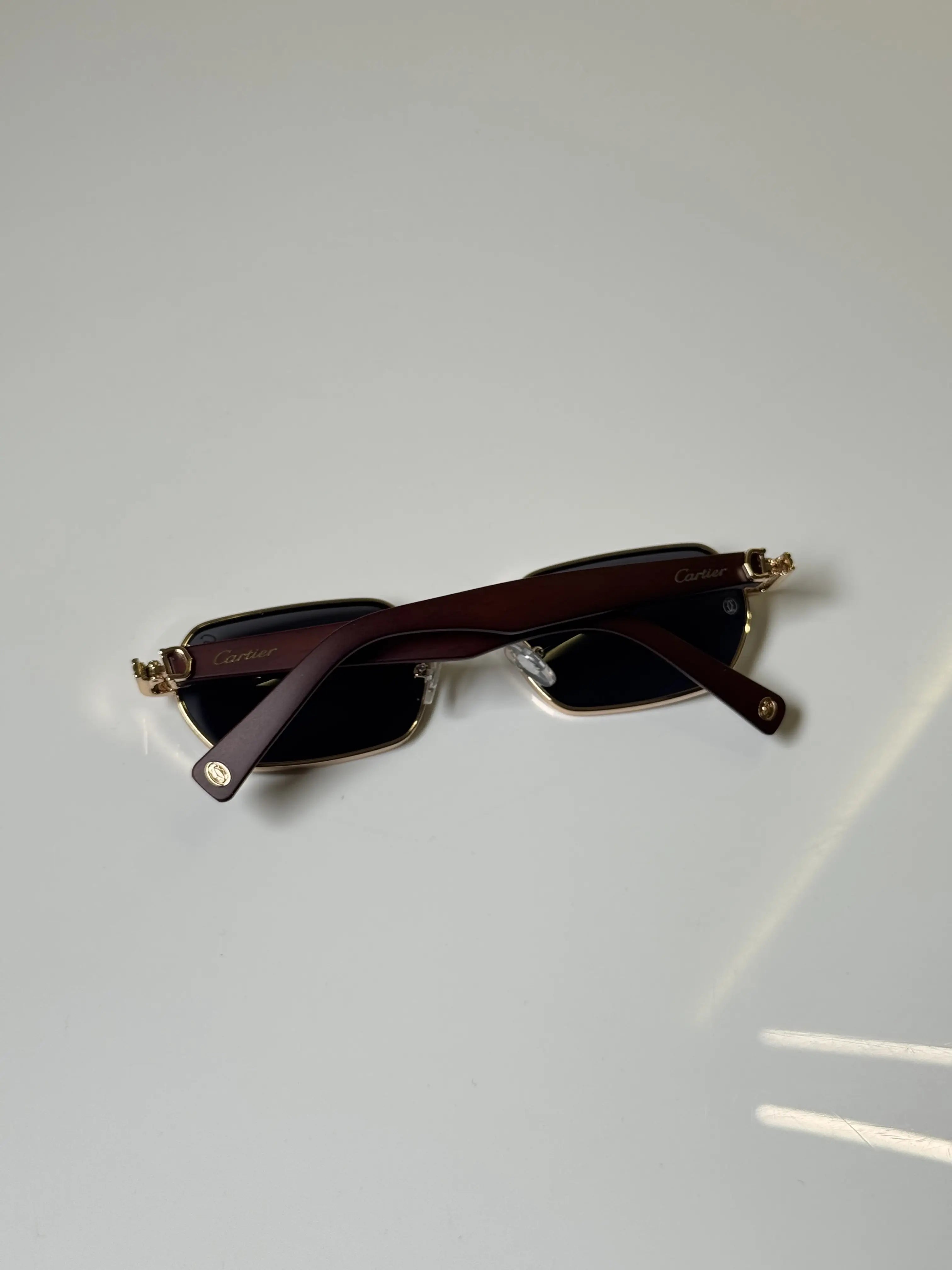 Cartier_704_Gold_Black