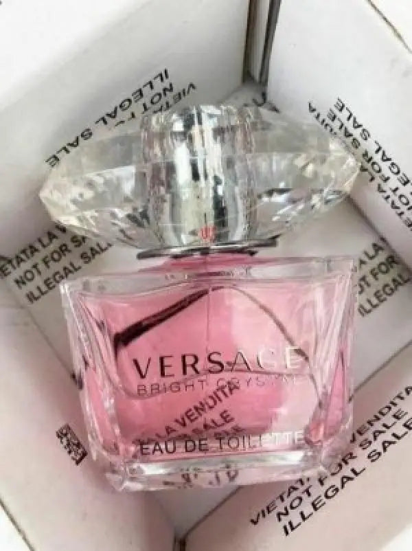 105 Versace Bright Crystal Eau de Toilette 90ml - For Her