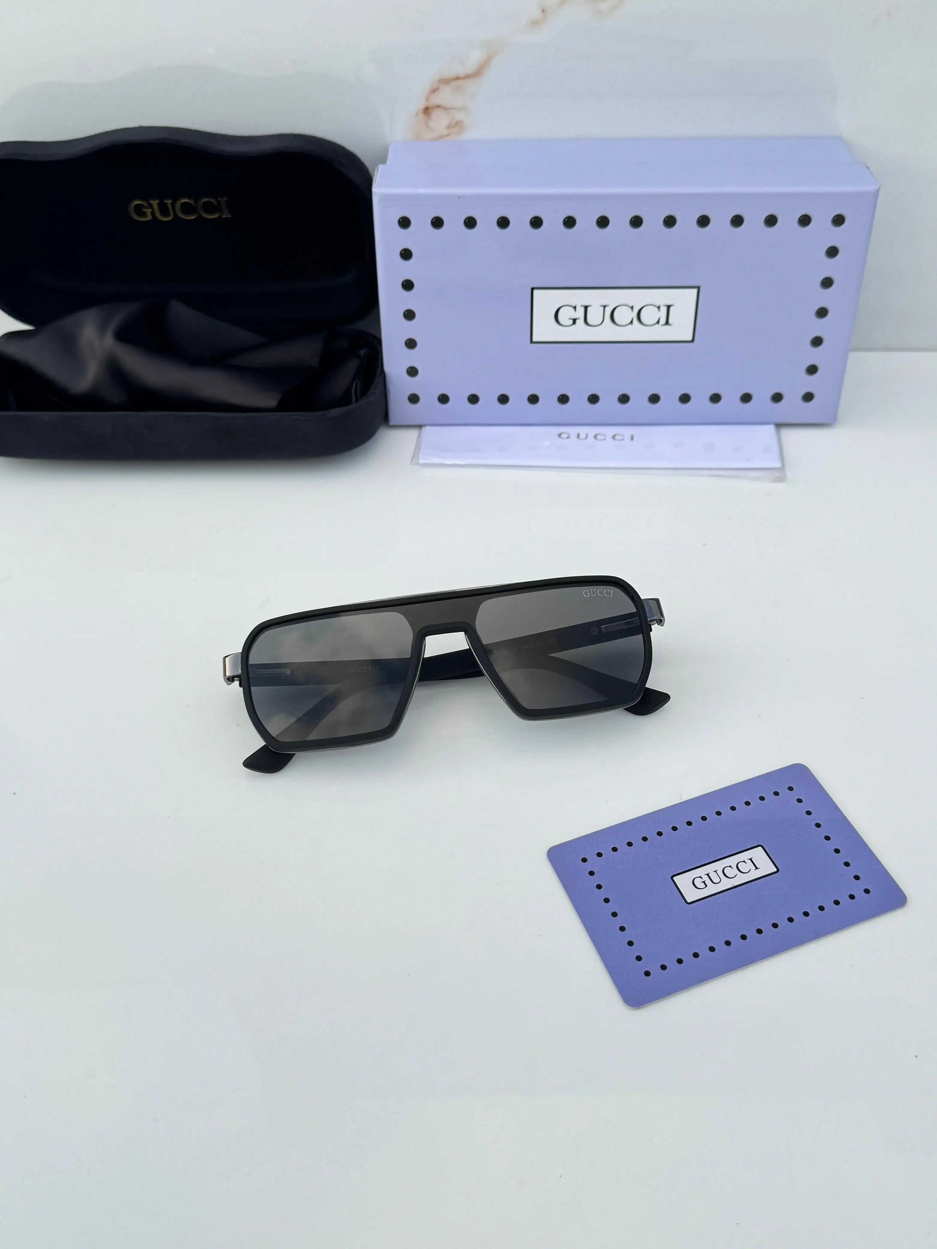 Gucci_9125_full_black