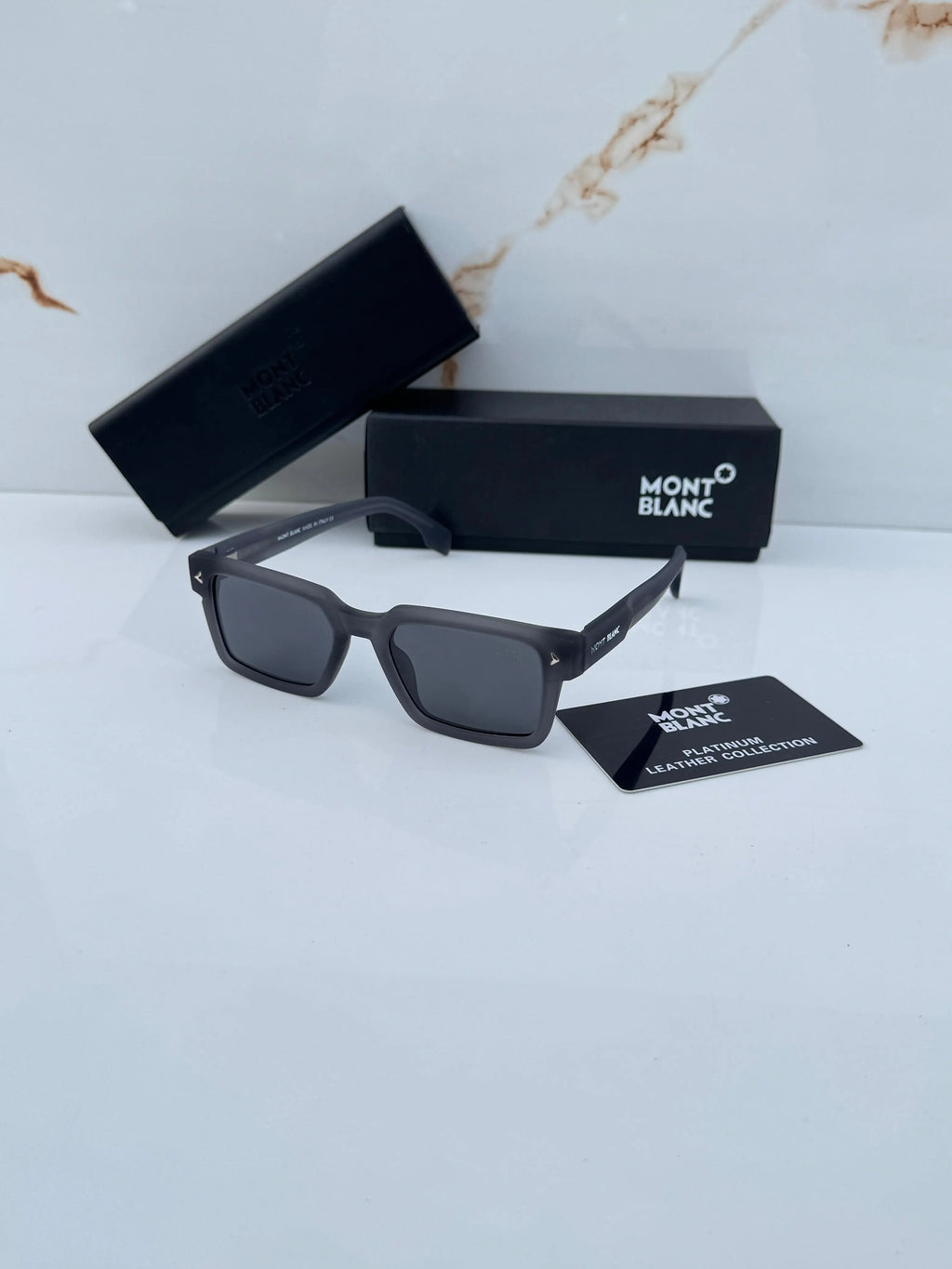Mont_blanc_335_grey