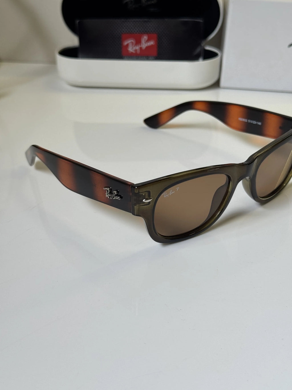 Rayban_832_Olive_Brown