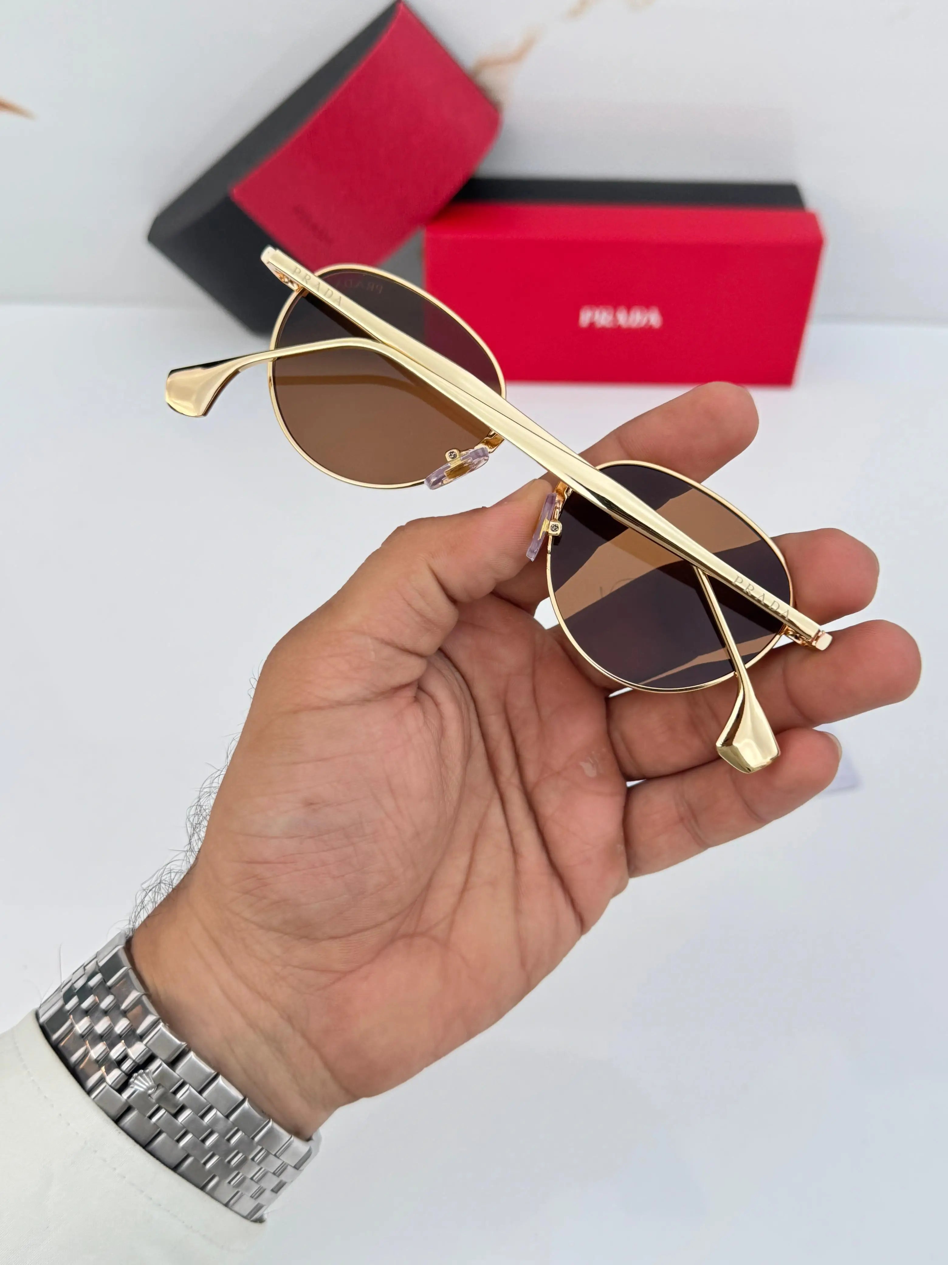 Prada_1396_gold_brown