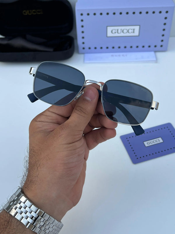 Gucci_983_silver_blue