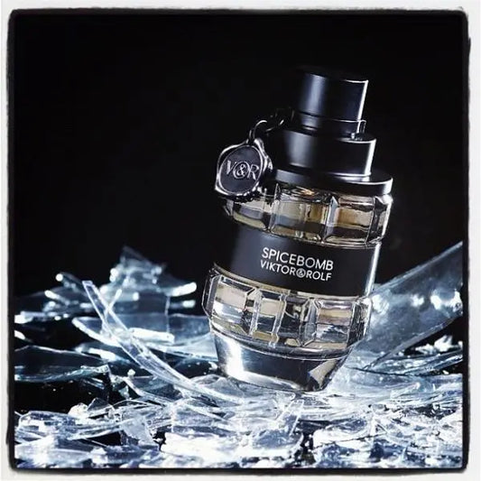 241 Viktor & Rolf Spicebomb Eau De Parfum 90ml - For Men