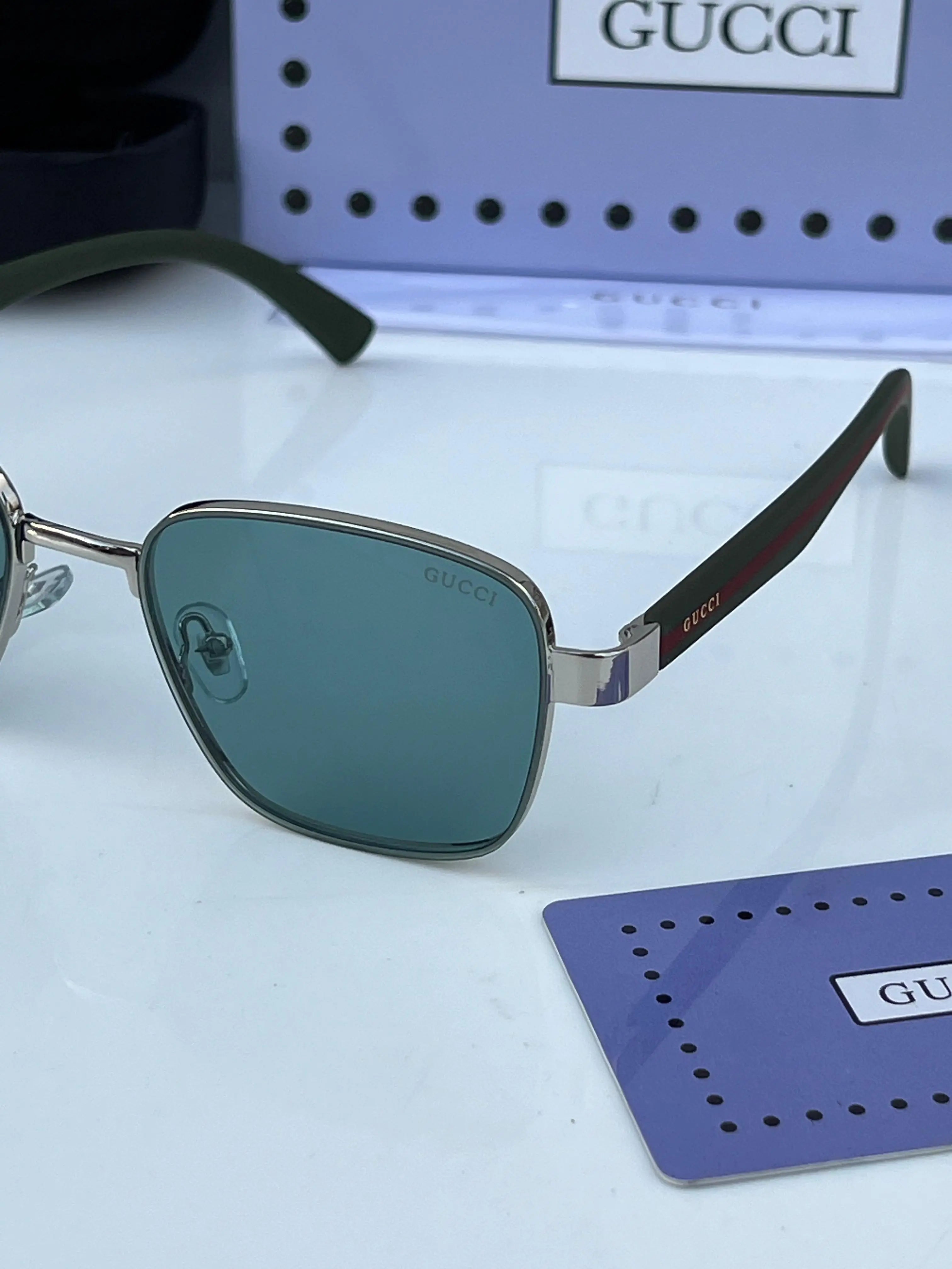 Gucci_983_silver_candy