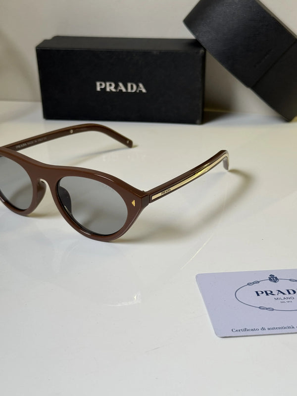 Prada_15S_Gold_Brown