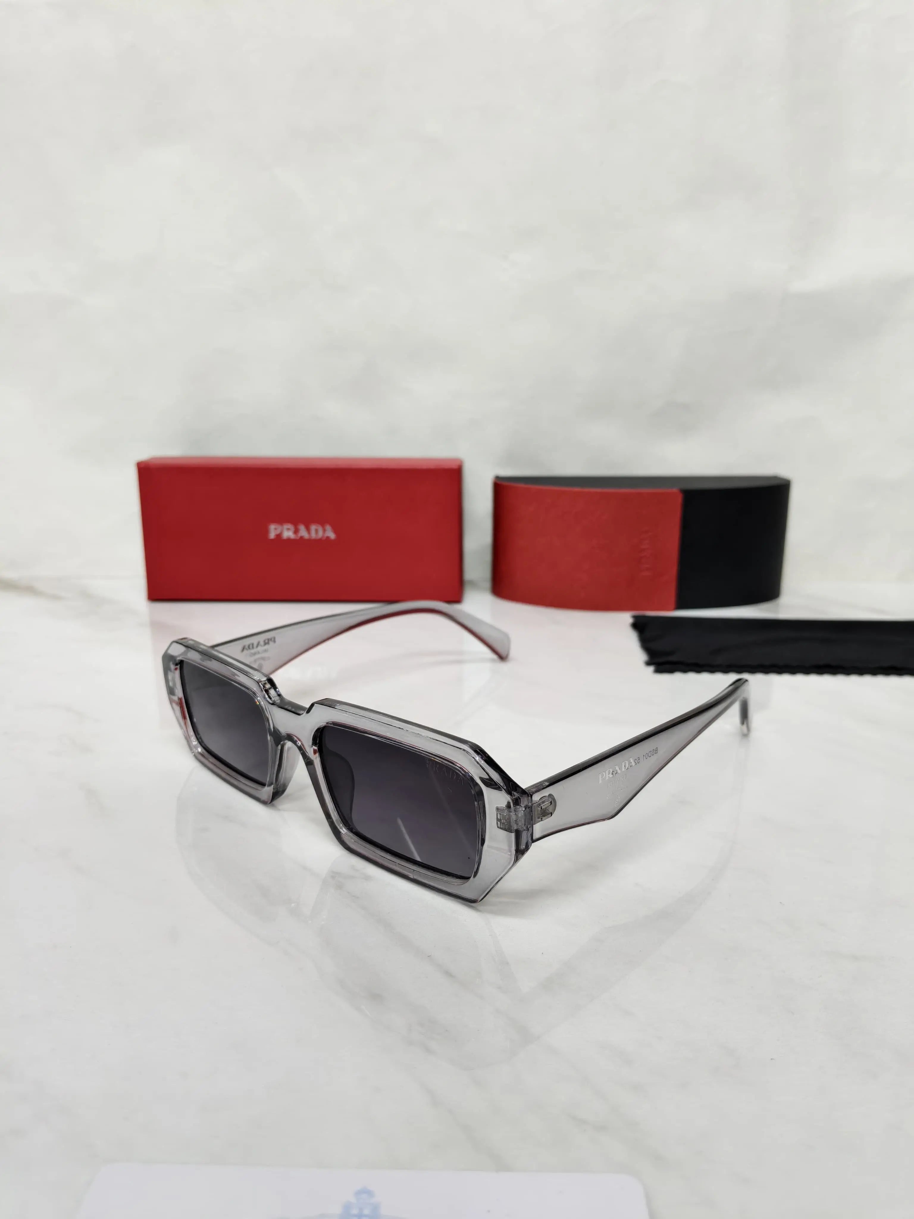 PRADA MILANO  01 LIGHT SMOKE GREY