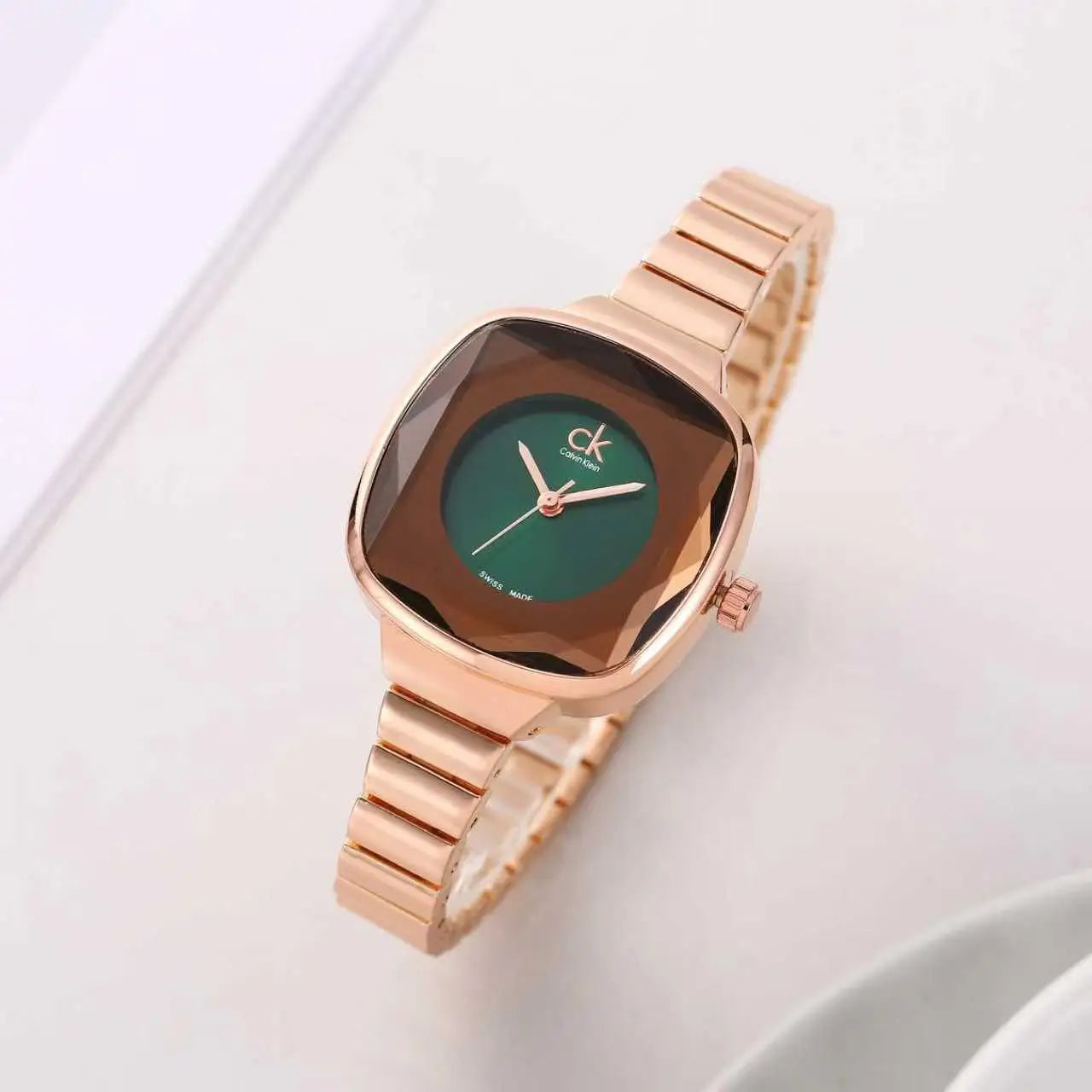 Calvin Klei n Women s Rose Green Main image